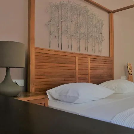 Vranas Ambiance アパート *