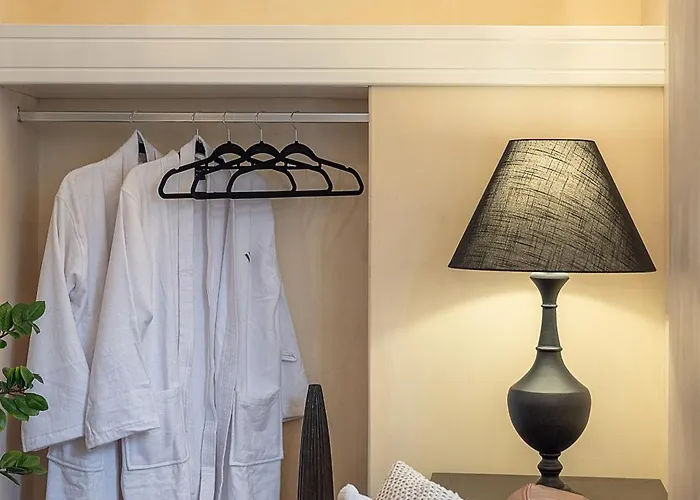 Vranas Ambiance La Canée