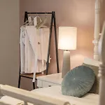 아파트 Vranas Ambiance 하니아