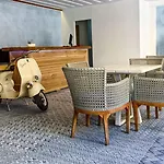 아파트 Vranas Ambiance 하니아