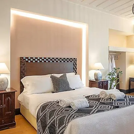 Vranas Ambiance * Chania (Crete)
