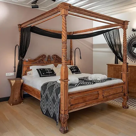 Vranas Ambiance Chania (Crete)